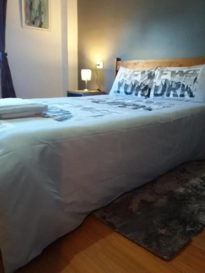 Quarto em Acomodações Particulares Near Airport Apartamento La Laguna